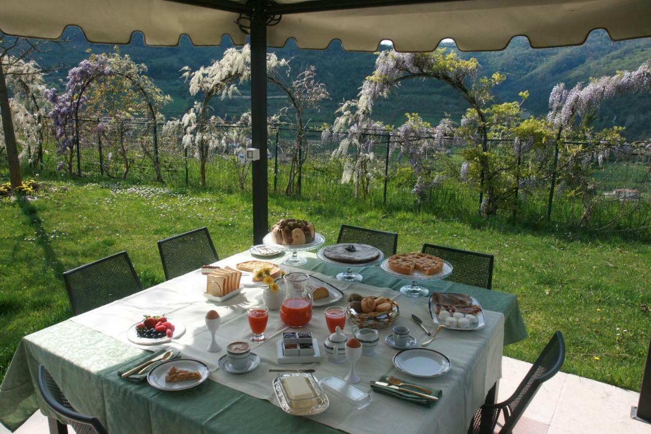Tenuta Pian D'Attesio - Agriturismo Castelletto Soprano Kültér fotó