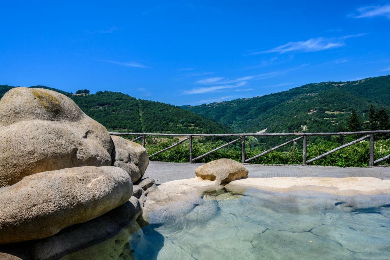 Tenuta Pian D'Attesio - Agriturismo Castelletto Soprano Kültér fotó