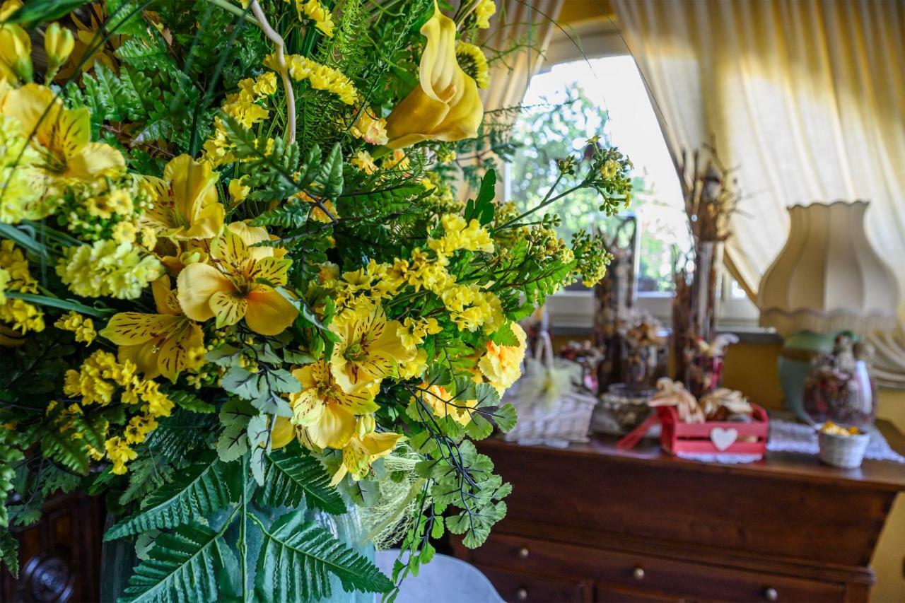 Tenuta Pian D'Attesio - Agriturismo Castelletto Soprano Kültér fotó